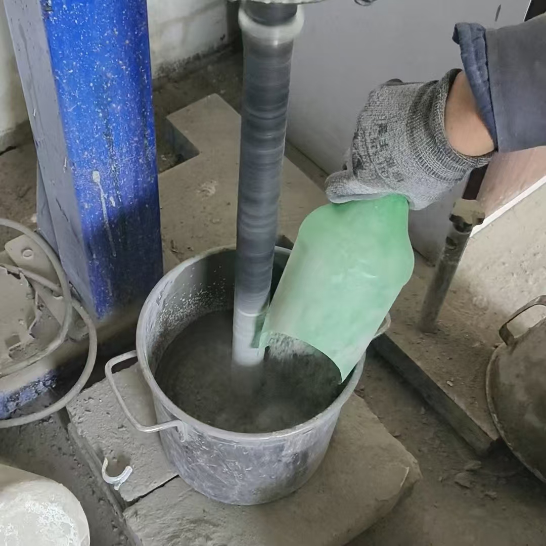 准格尔旗桥梁公路张拉用H60压浆料与普通压浆料有什么区别？